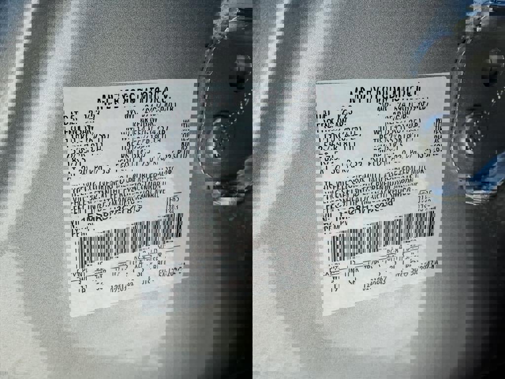 Certified 2023 Ford Explorer XLT w/ Equipment Group 202A image 22