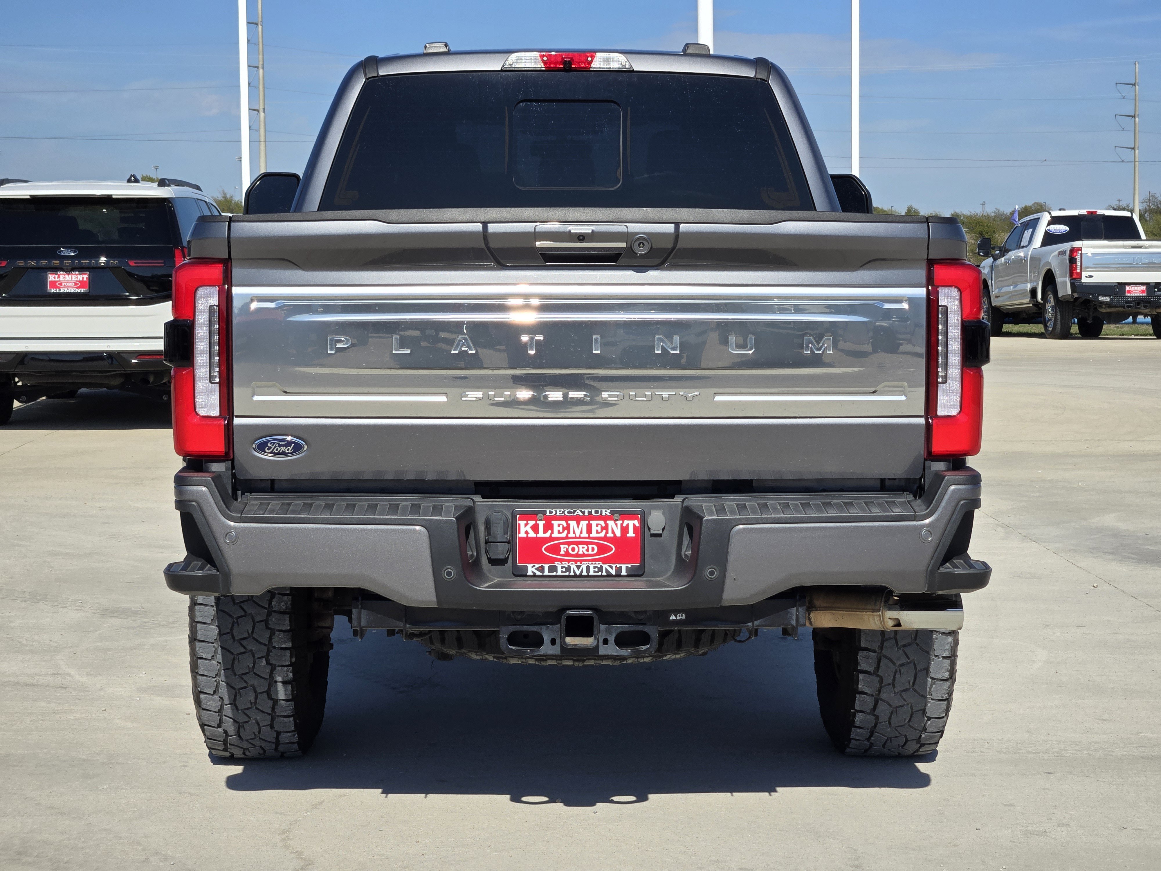 Certified 2024 Ford F250 Platinum w/ Tremor Off-Road Package AWD/4WD image 5