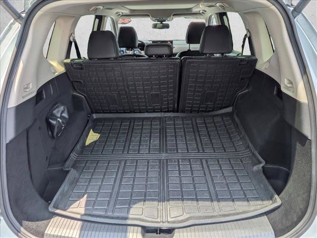 Used 2024 Nissan Rogue Platinum w/ Platinum Premium Package FWD image 6