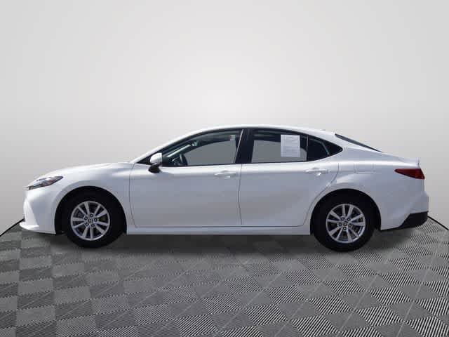 Used 2025 Toyota Camry LE FWD image 2