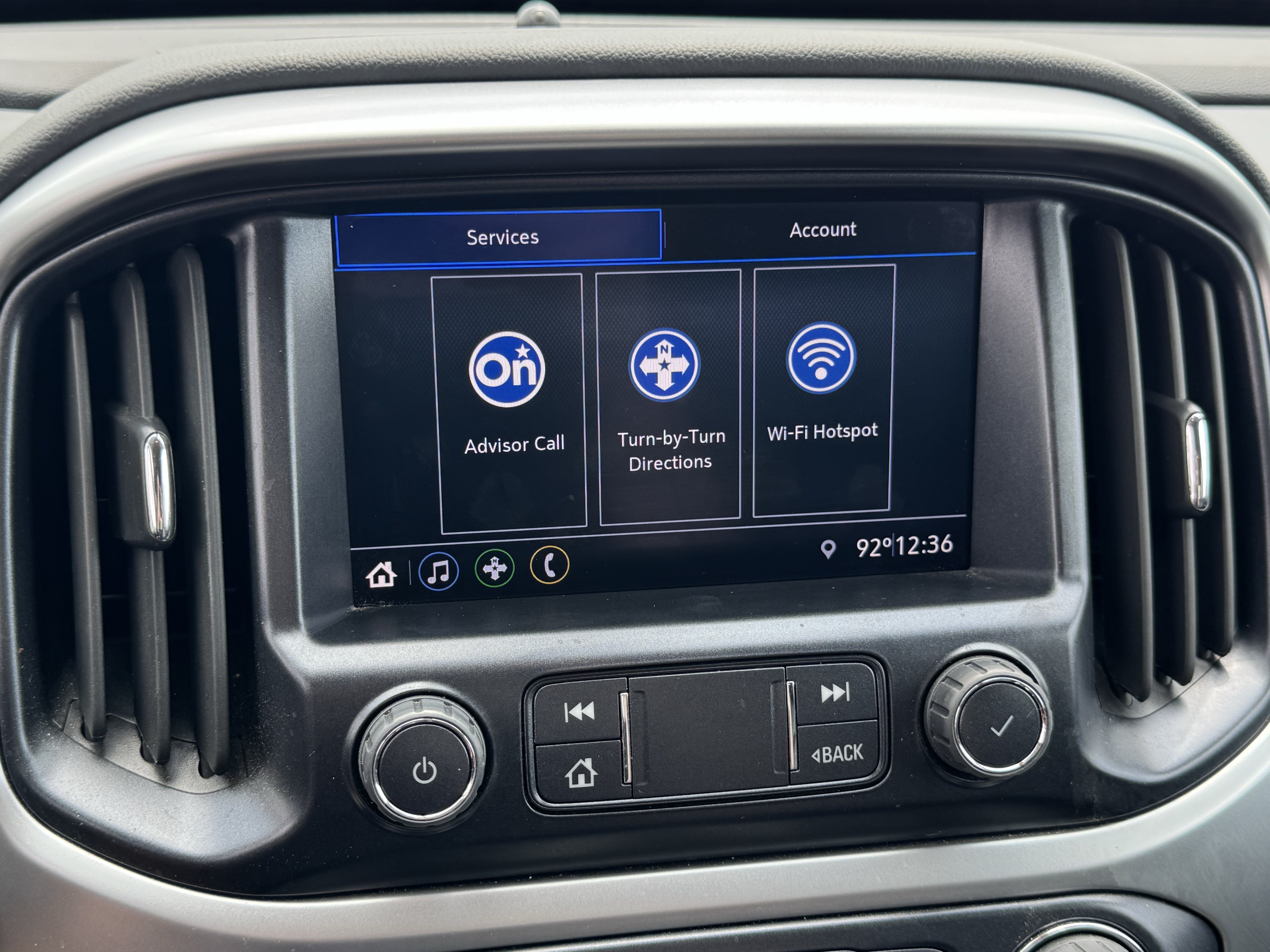 Used 2022 Chevrolet Colorado LT w/ Luxury Package RWD image 26