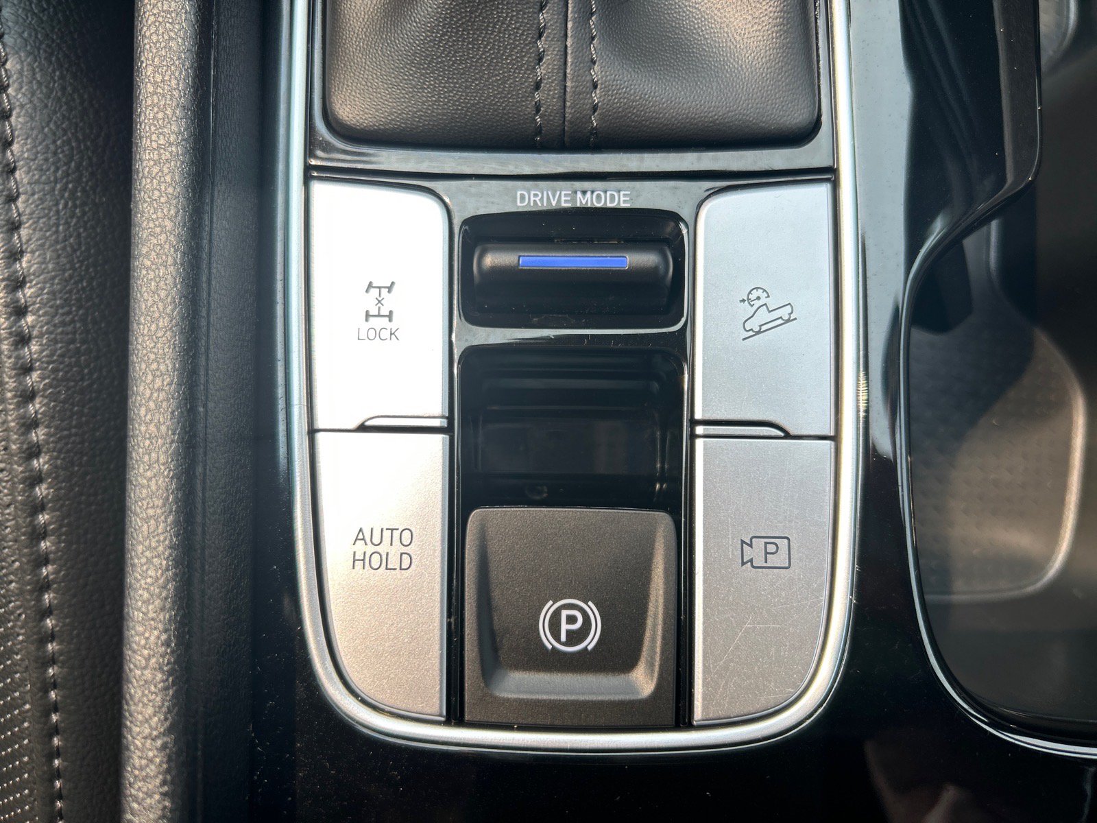 Used 2025 Hyundai Santa Cruz XRT AWD/4WD image 31
