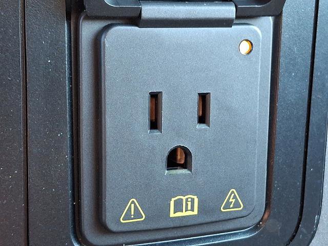 Certified 2023 Ford F150 XLT w/ Equipment Group 302A High image 26