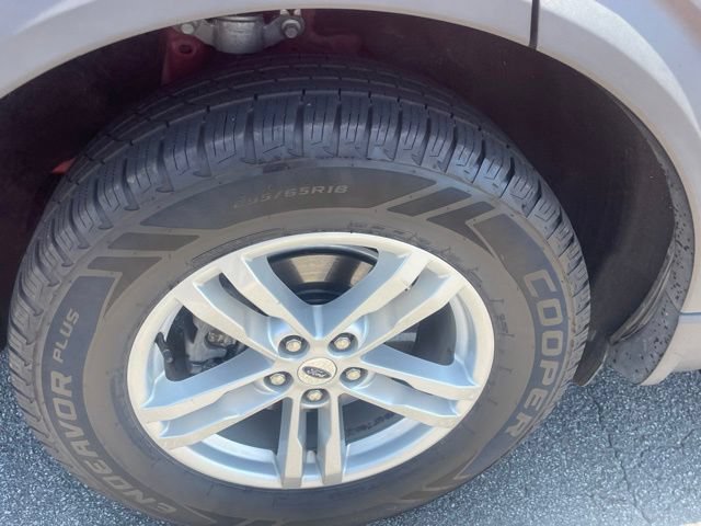 Certified 2020 Ford Explorer XLT w/ Comfort Package AWD/4WD image 6