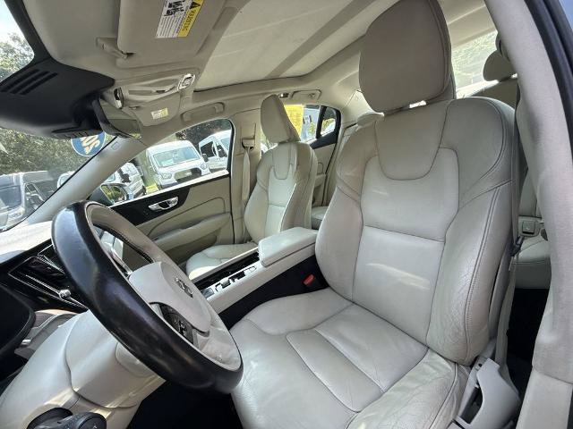 Used 2021 Volvo S60 T5 Momentum w/ Protection Package FWD image 11