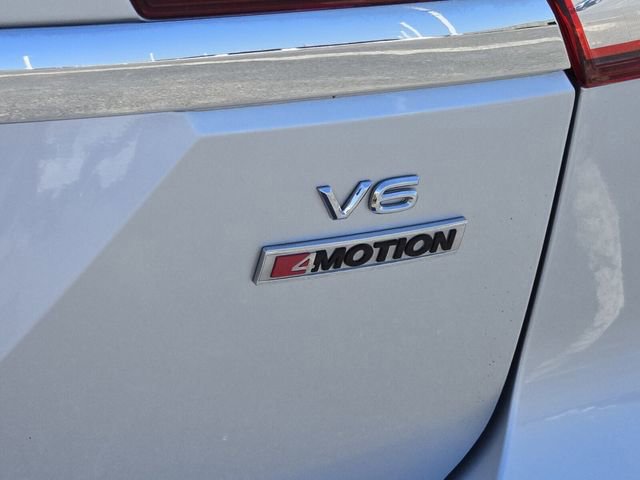 Used 2018 Volkswagen Atlas SEL Premium image 16