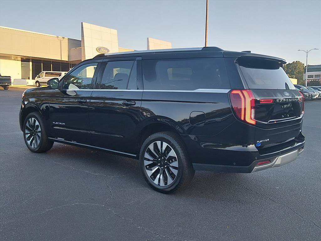 Certified 2025 Ford Expedition Max Platinum w/ Driver's Package AWD/4WD image 6