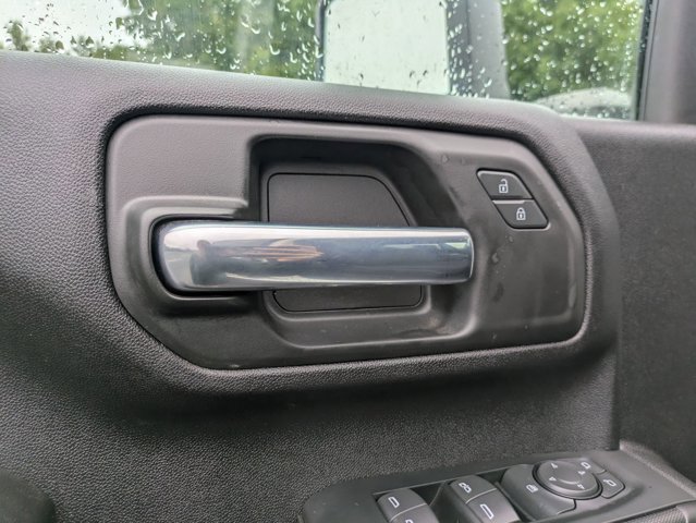 Used 2023 Chevrolet Silverado 2500 Custom w/ Custom Value Package image 14