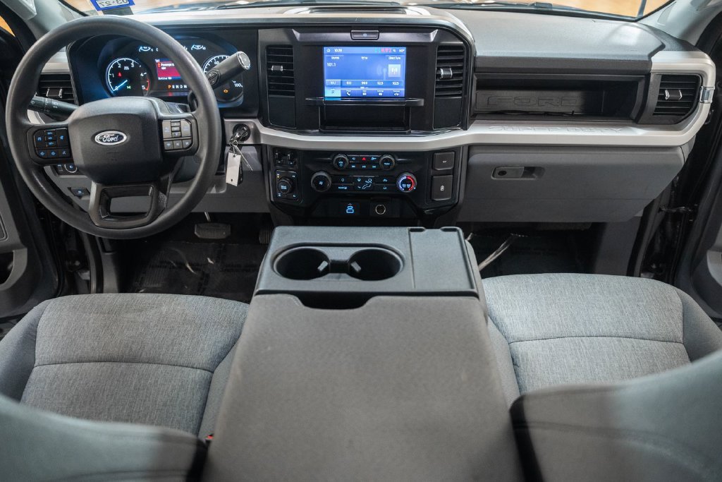 Certified 2025 Ford F250 XL w/ STX Appearance Package AWD/4WD image 28