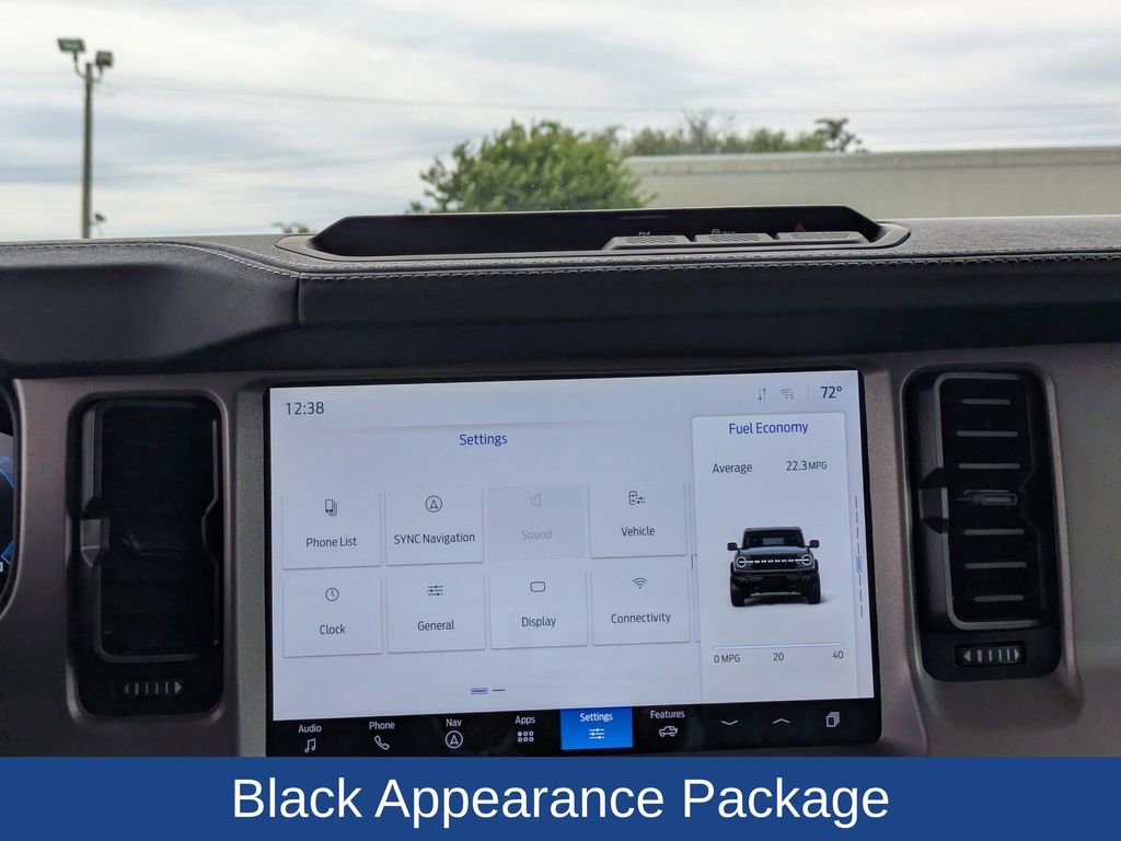 Certified 2025 Ford Bronco Outer Banks AWD/4WD image 18