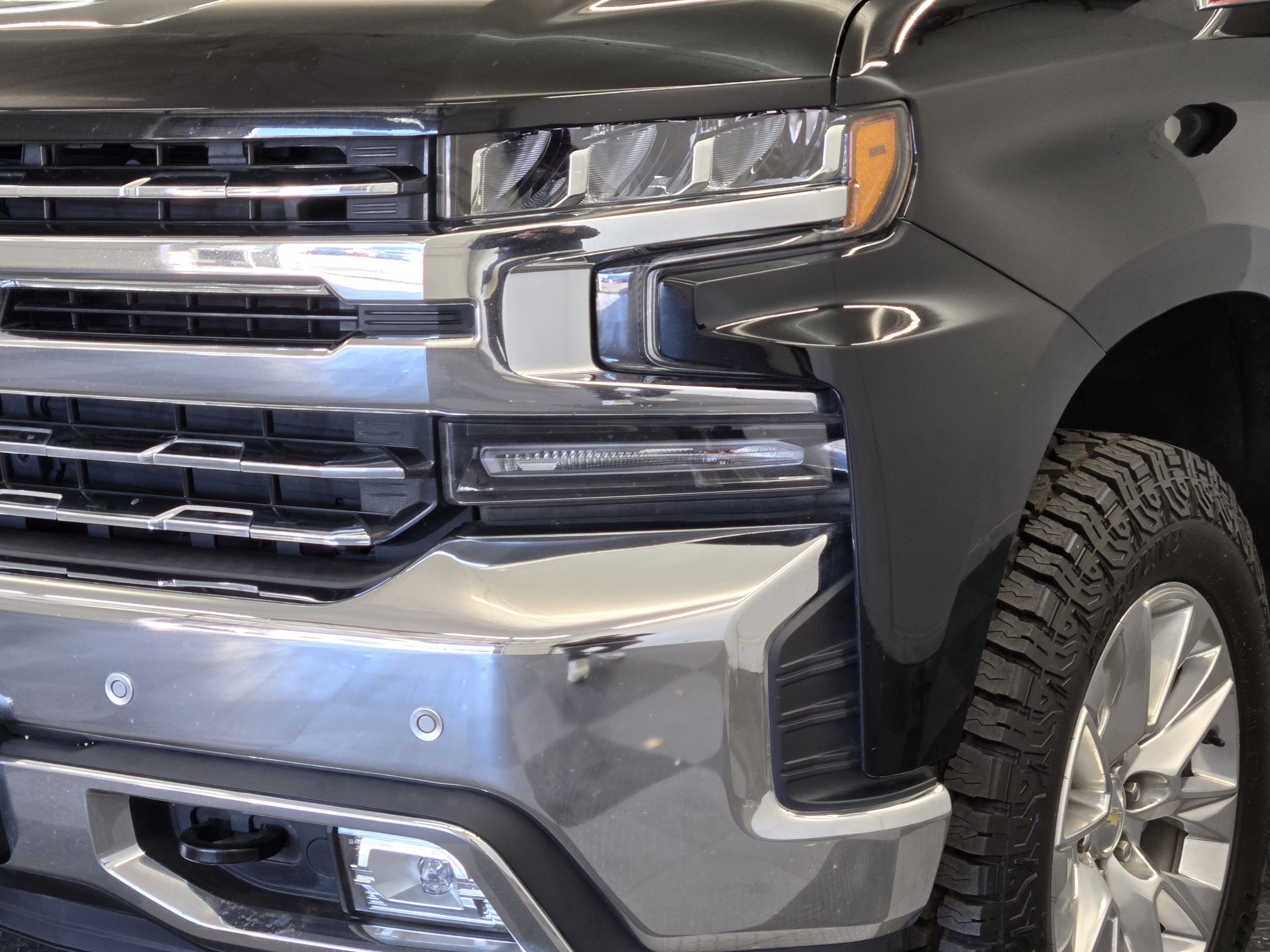 Used 2020 Chevrolet Silverado 1500 LTZ w/ LTZ Texas Edition image 8