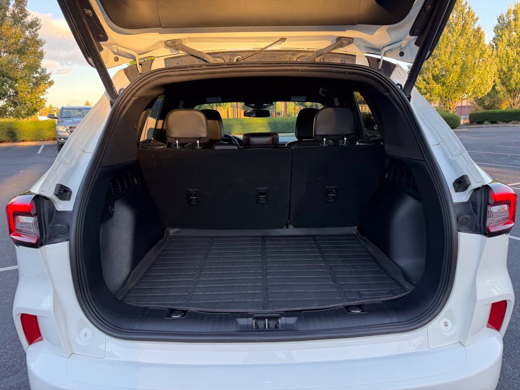Certified 2023 Ford Escape ST-Line Elite w/ Premium Technology Package AWD/4WD image 21