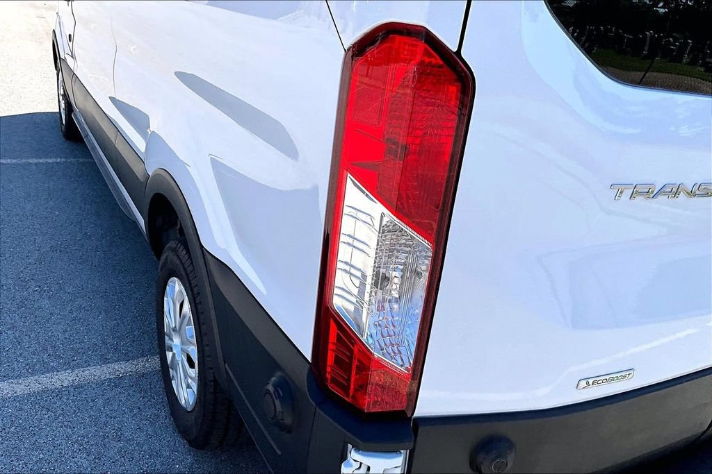 Certified 2024 Ford Transit 350 XLT RWD image 29