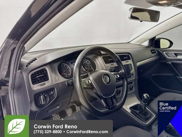 Used 2017 Volkswagen Golf S FWD image 11