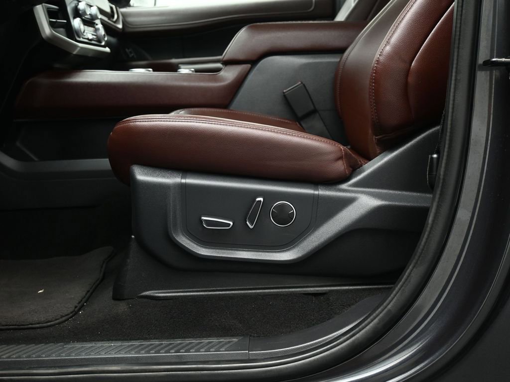 Certified 2024 Ford Expedition Max Limited image 11