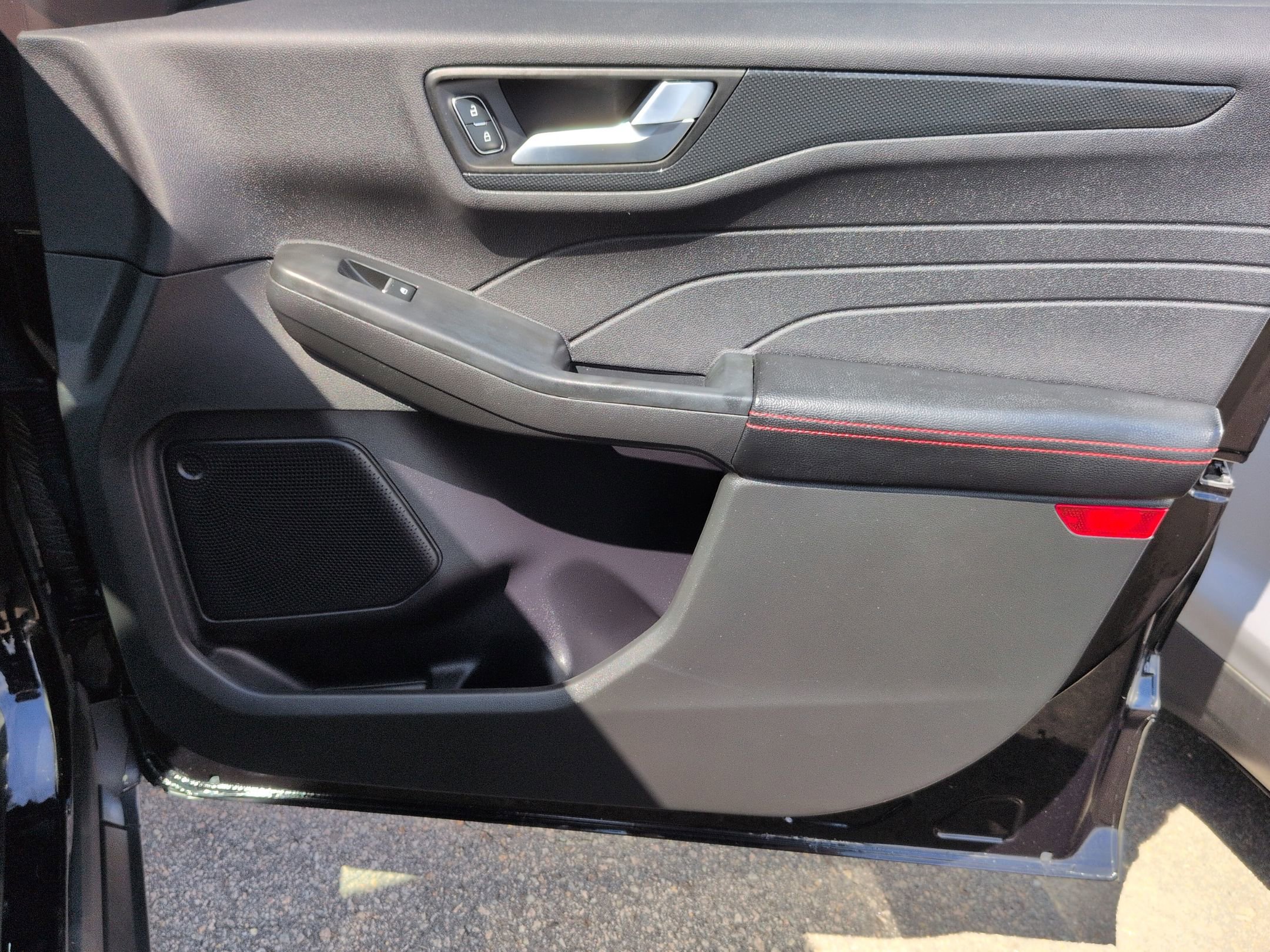 Certified 2023 Ford Escape ST-Line w/ Tech Pack #1 FWD image 35