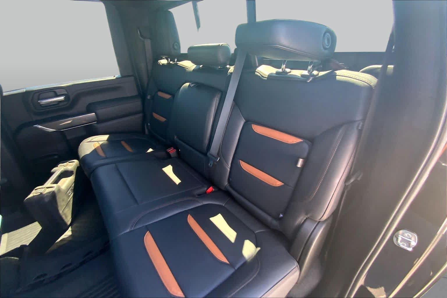 Used 2023 GMC Sierra 2500 AT4 w/ AT4 Premium Plus Package AWD/4WD image 21