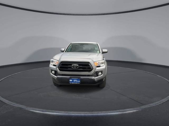 Used 2021 Toyota Tacoma SR5 AWD/4WD image 3