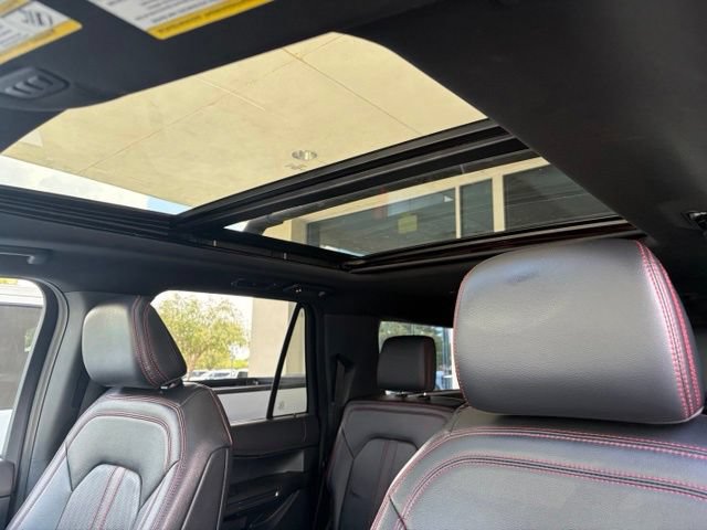 Certified 2023 Ford Expedition Max Limited RWD image 2