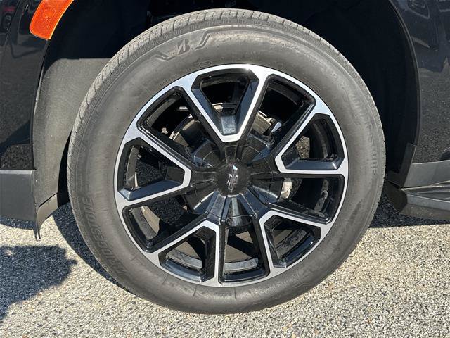 Used 2024 Chevrolet Tahoe RST RWD image 11