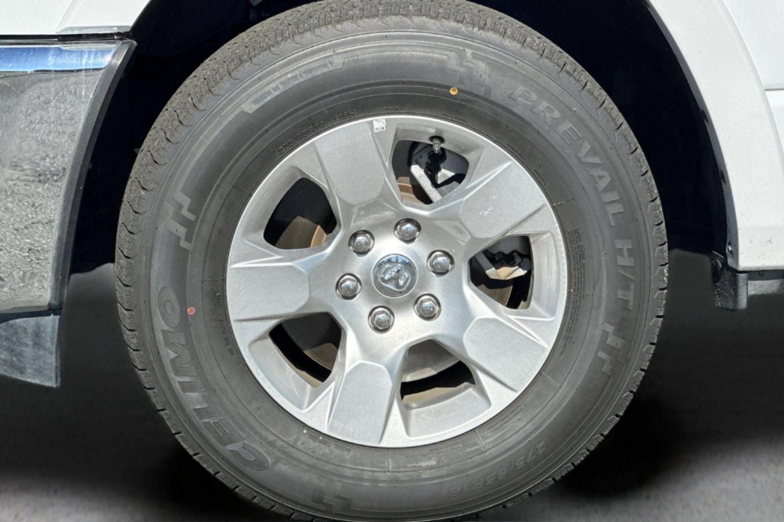 Used 2025 RAM 1500 Big Horn AWD/4WD image 24