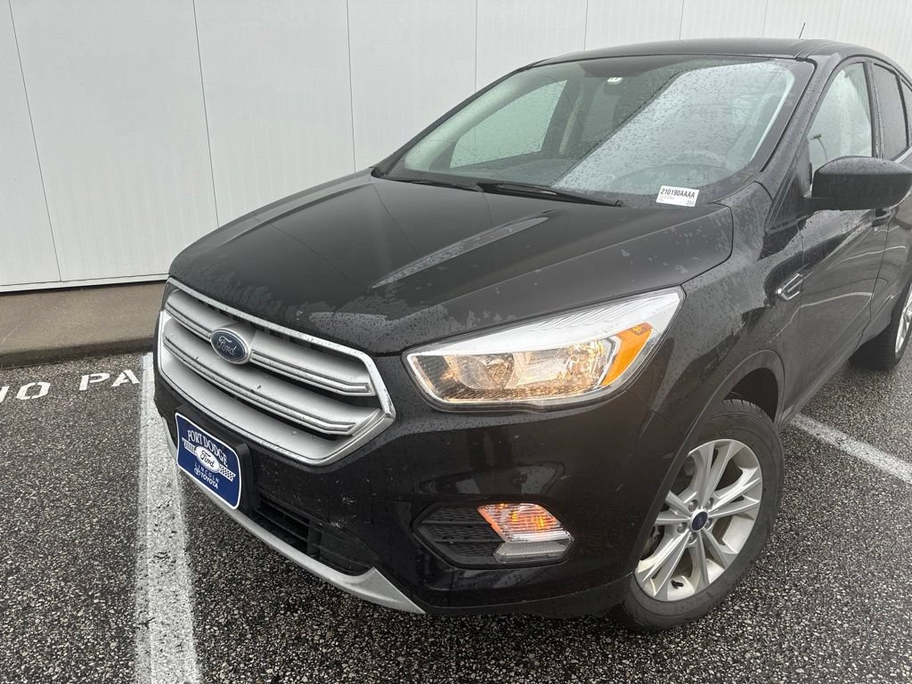 Certified 2019 Ford Escape SE AWD/4WD image 2