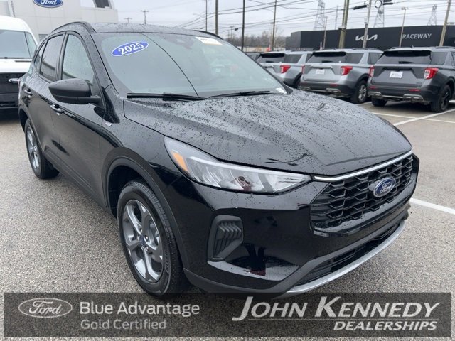 Certified 2025 Ford Escape ST-Line w/ Cold Weather Package image 4