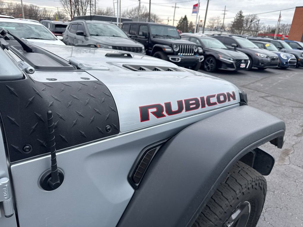 Used 2023 Jeep Gladiator Rubicon w/ Cold Weather Group image 10