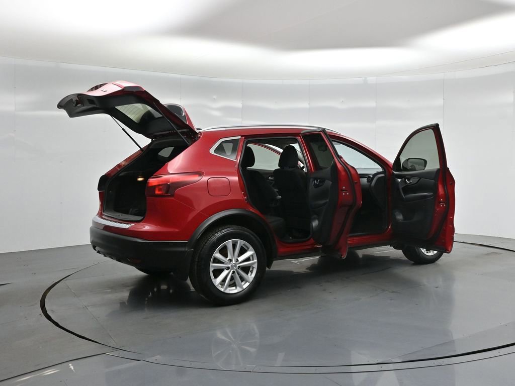 Used 2018 Nissan Rogue Sport SV image 35