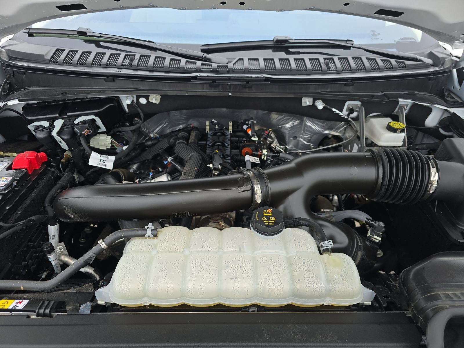 Certified 2025 Ford Expedition Platinum image 21