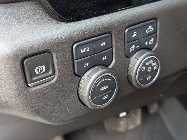 Used 2022 Chevrolet Silverado 1500 High Country w/ High Country Premium Package AWD/4WD image 7