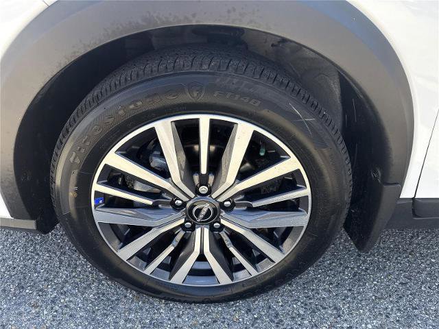 Used 2024 Nissan Kicks SV image 31