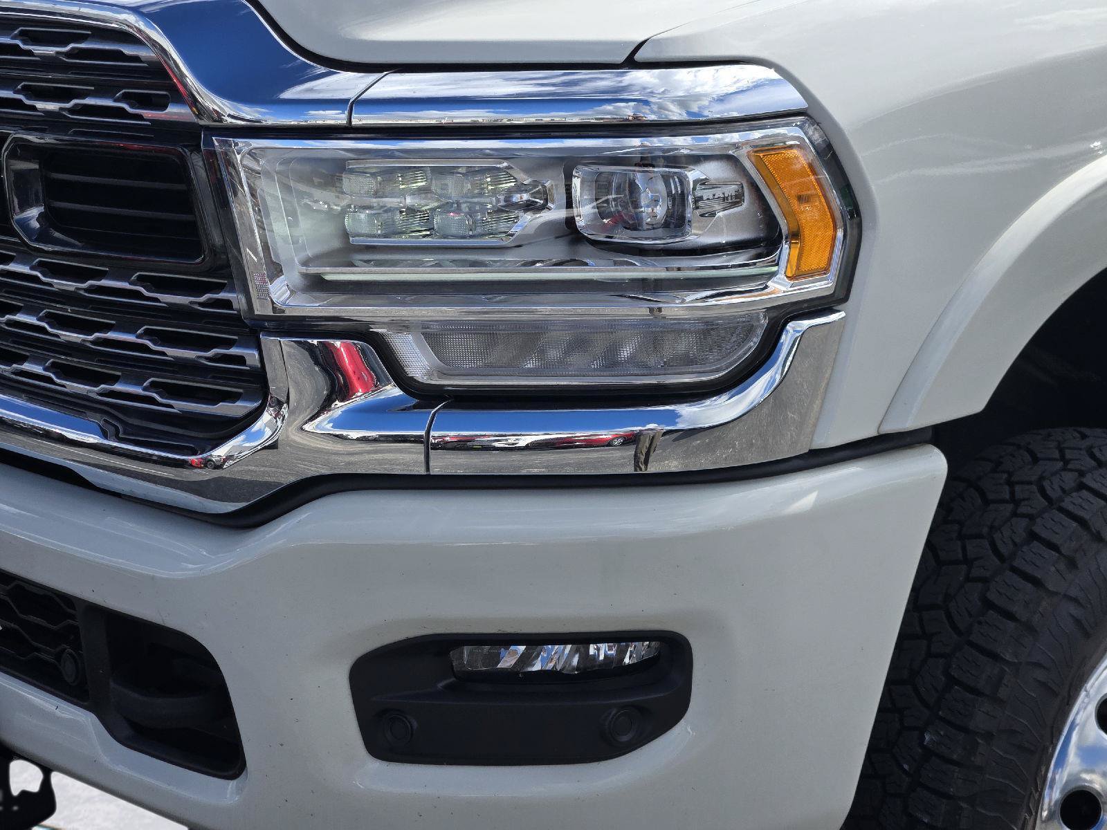 Used 2024 RAM 3500 Limited AWD/4WD image 10