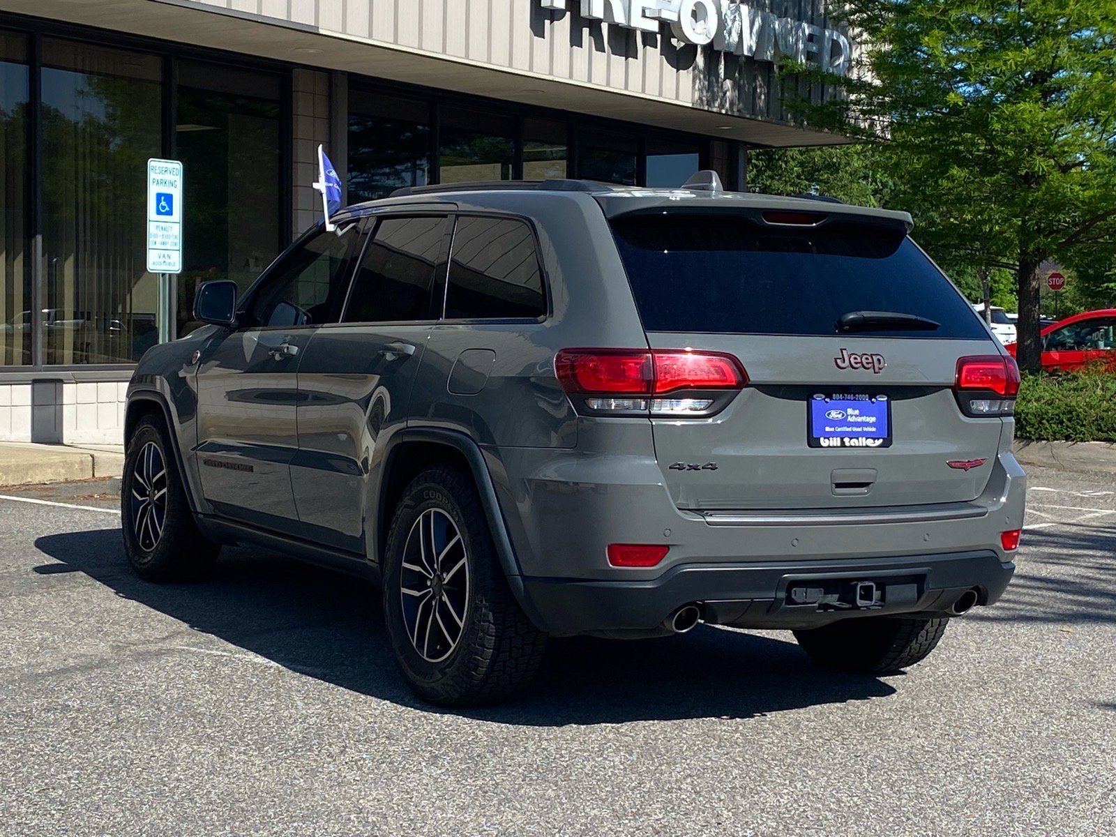 Used 2020 Jeep Grand Cherokee Trailhawk AWD/4WD image 5