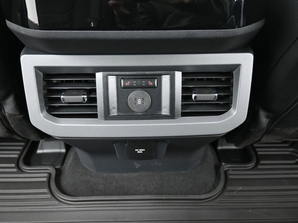 Certified 2026 Ford F250 Lariat w/ Lariat Ultimate Package image 25