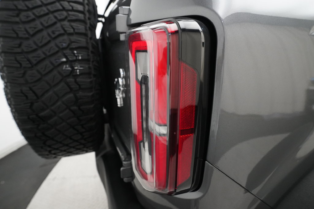 Certified 2023 Ford Bronco Big Bend w/ Sasquatch Package AWD/4WD image 30