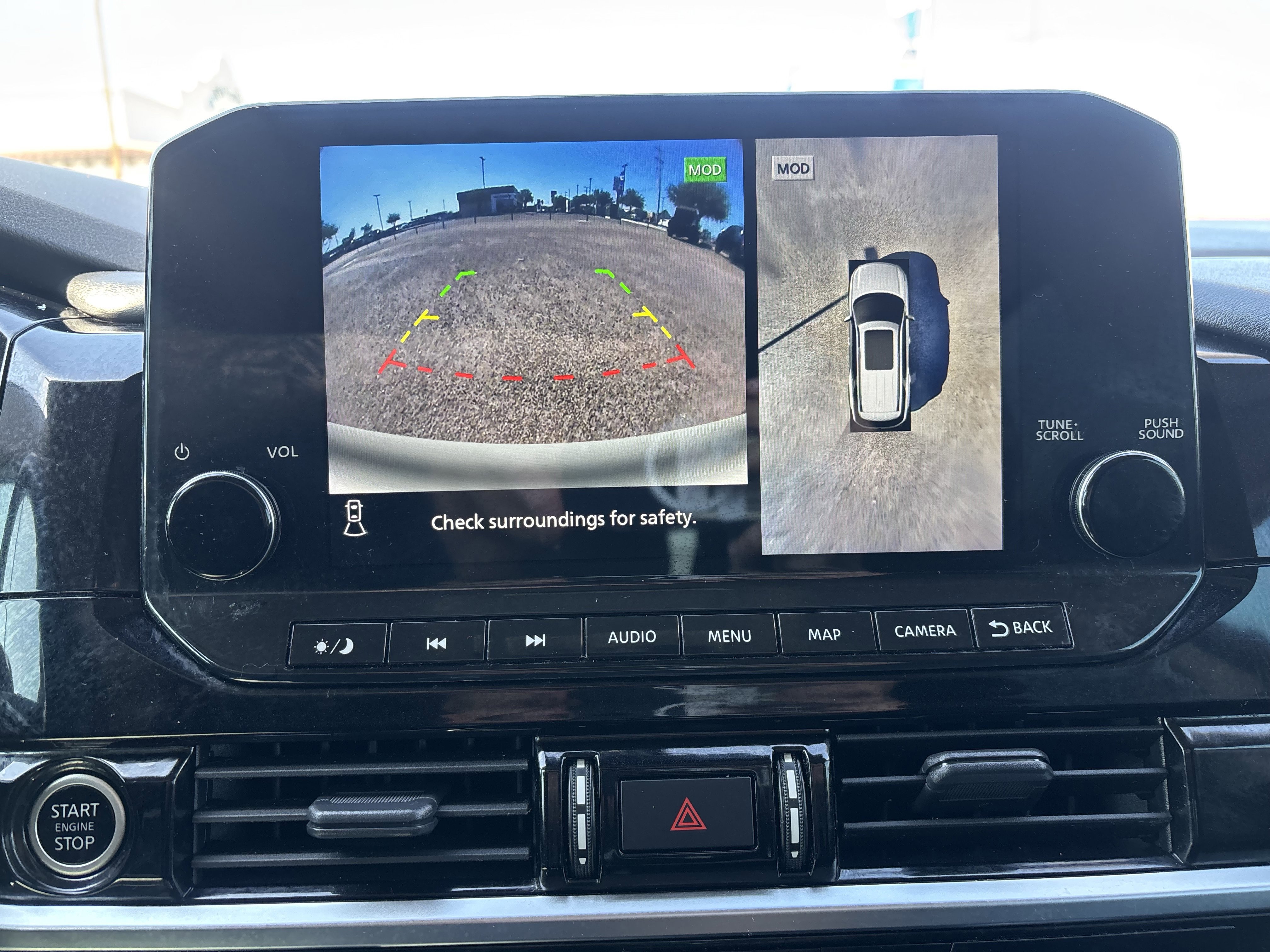 Used 2023 Nissan Pathfinder SL image 39