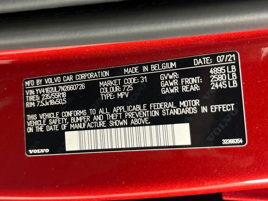 Used 2022 Volvo XC40 T5 Inscription image 9