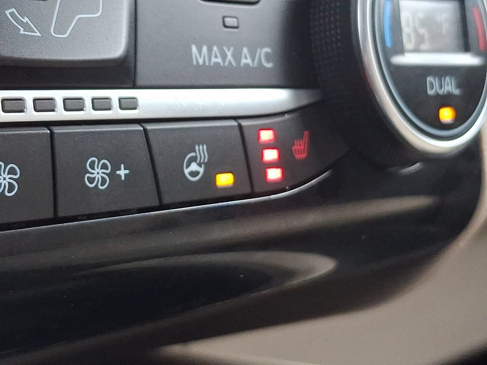 Certified 2021 Ford Escape SEL AWD/4WD image 25