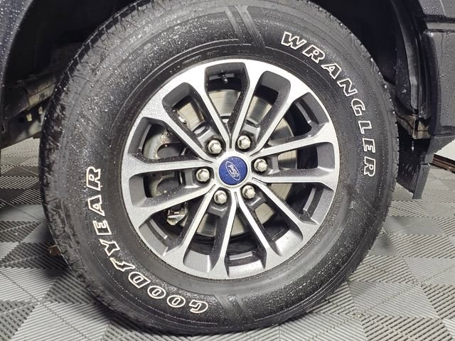 Certified 2019 Ford F150 Lariat w/ Equipment Group 502A Luxury image 9