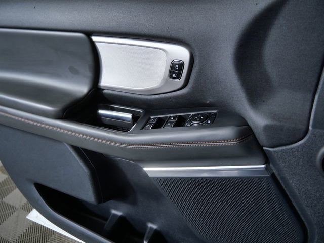 Certified 2025 Ford Expedition Active AWD/4WD image 24