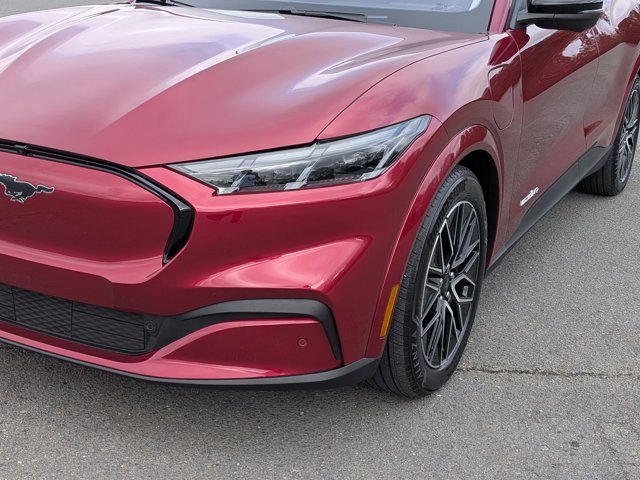 Certified 2025 Ford Mustang Mach-E Premium image 10