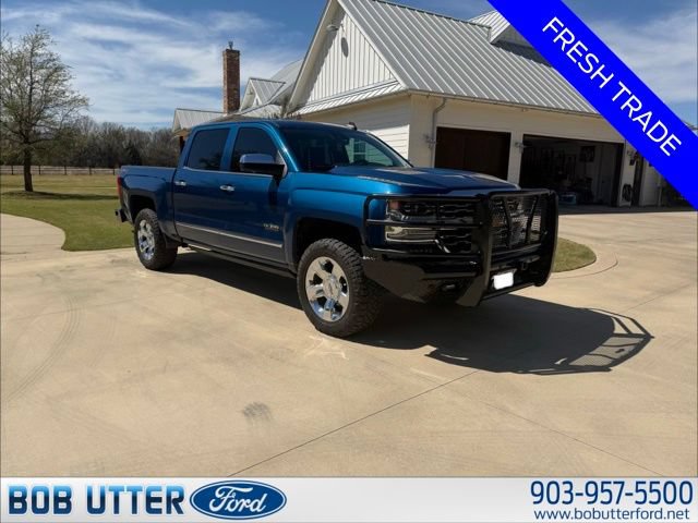 Used 2018 Chevrolet Silverado 1500 LTZ w/ Texas Edition AWD/4WD image 3
