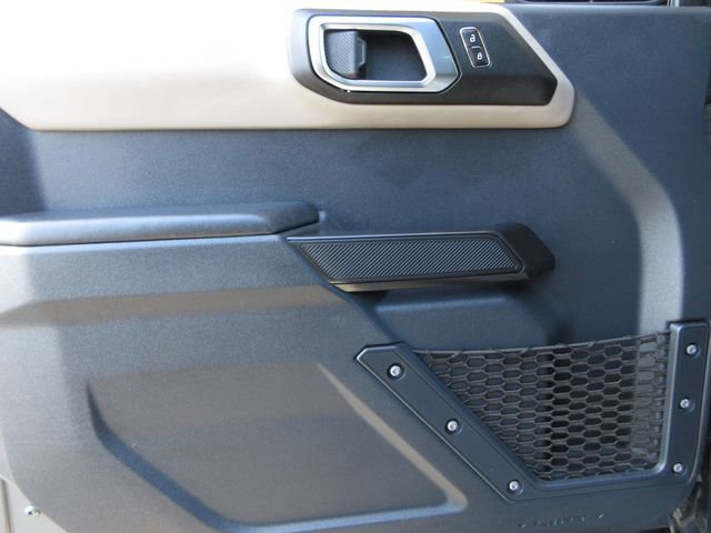 Certified 2024 Ford Bronco Wildtrak AWD/4WD image 10