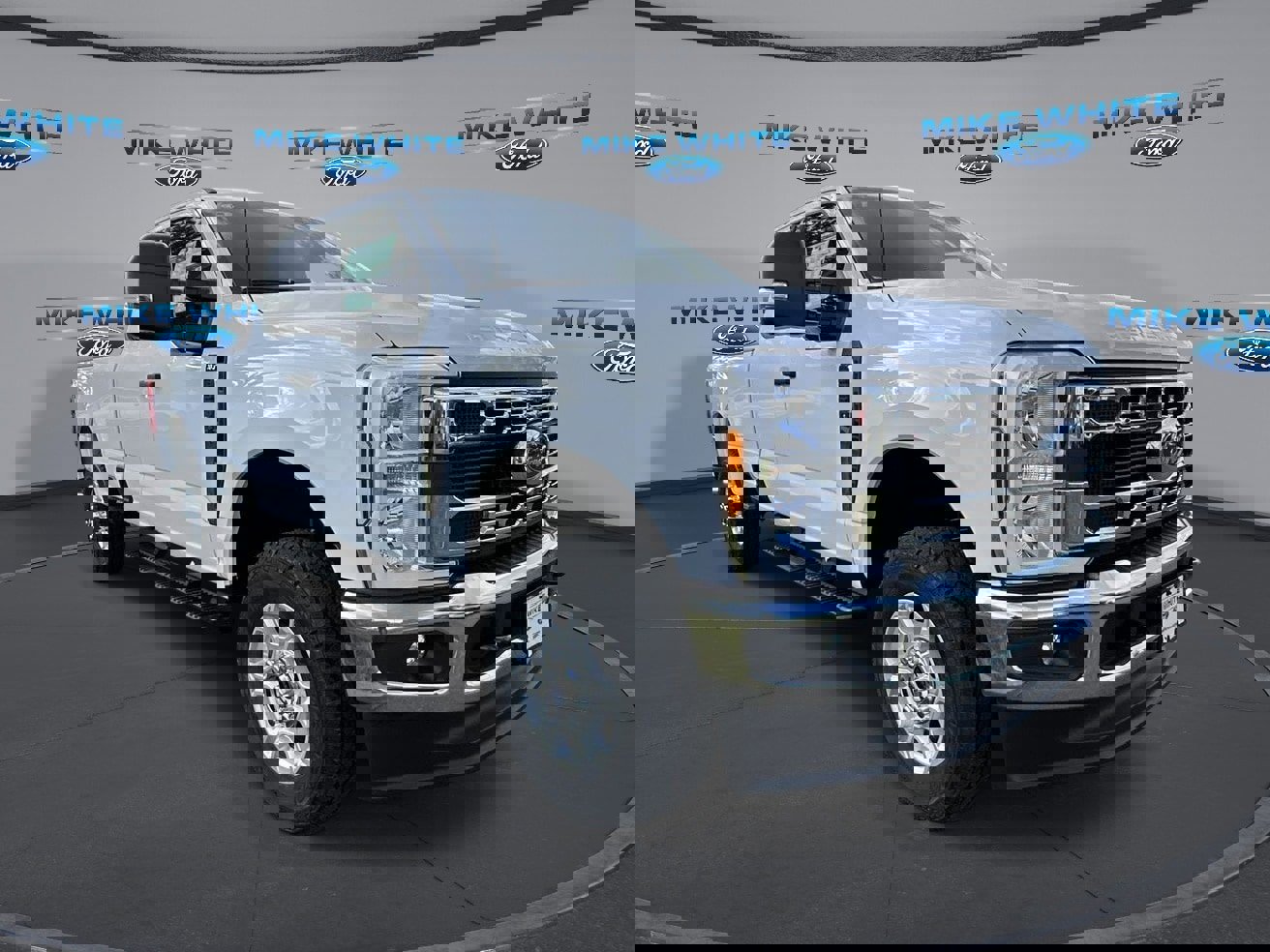 Certified 2025 Ford F250 XLT w/ FX4 Off-Road Package image 1