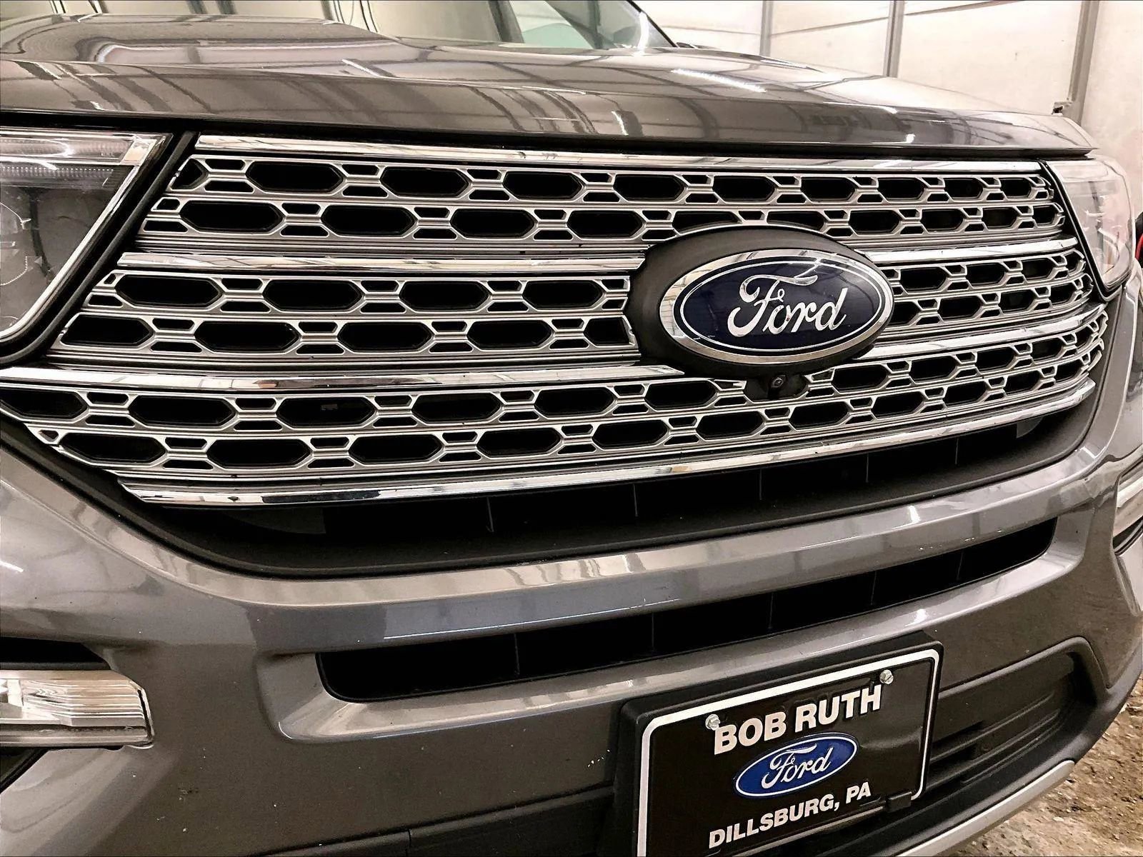 Certified 2021 Ford Explorer Limited w/ Equipment Group 301A AWD/4WD image 30