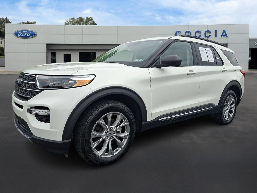 Certified 2023 Ford Explorer XLT w/ Equipment Group 202A
