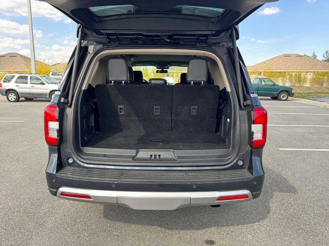 Certified 2024 Ford Expedition XLT image 18
