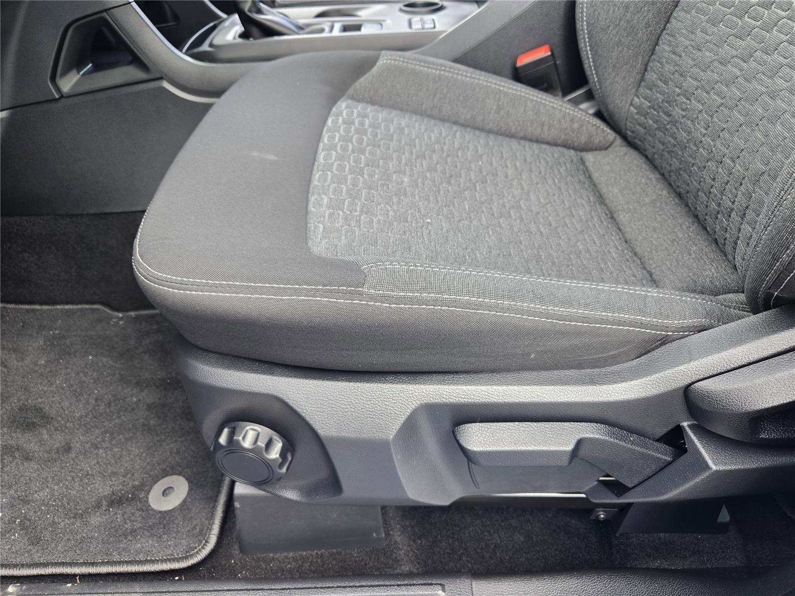 Certified 2025 Ford Ranger XL RWD image 21