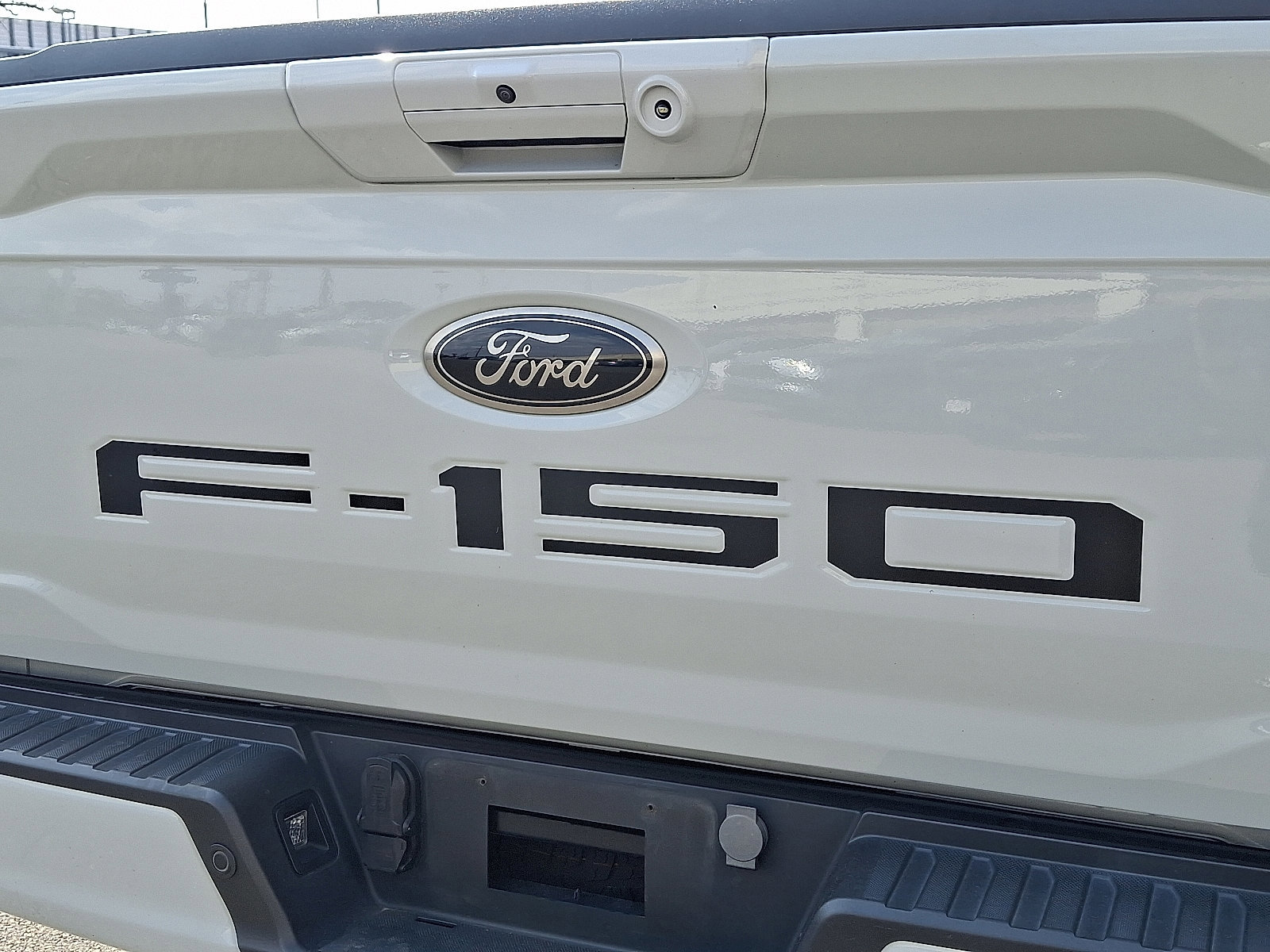 Certified 2023 Ford F150 XLT w/ Equipment Group 302A High image 29